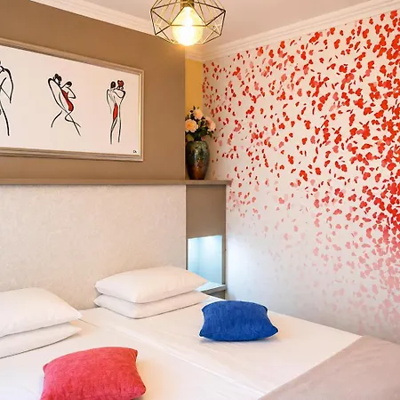 Vendégház Effect Boutique Azzura - Adults Only Self Check-in