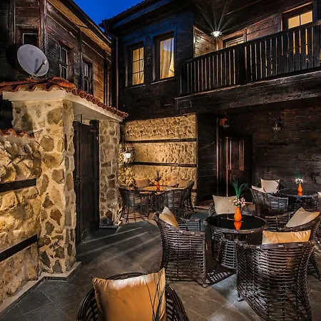 Casa de hóspedes Effect Boutique Azzura - Adults Only Self Check-in 3*